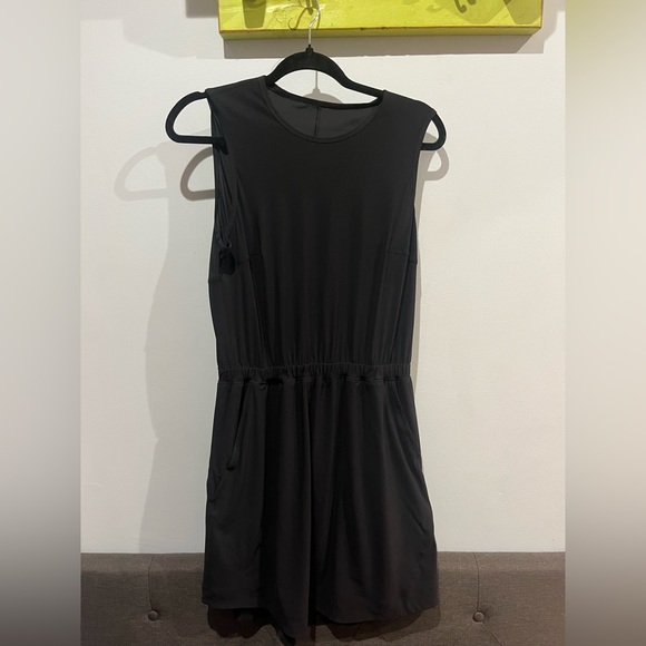 LULULEMON dress - Picture 1 of 7